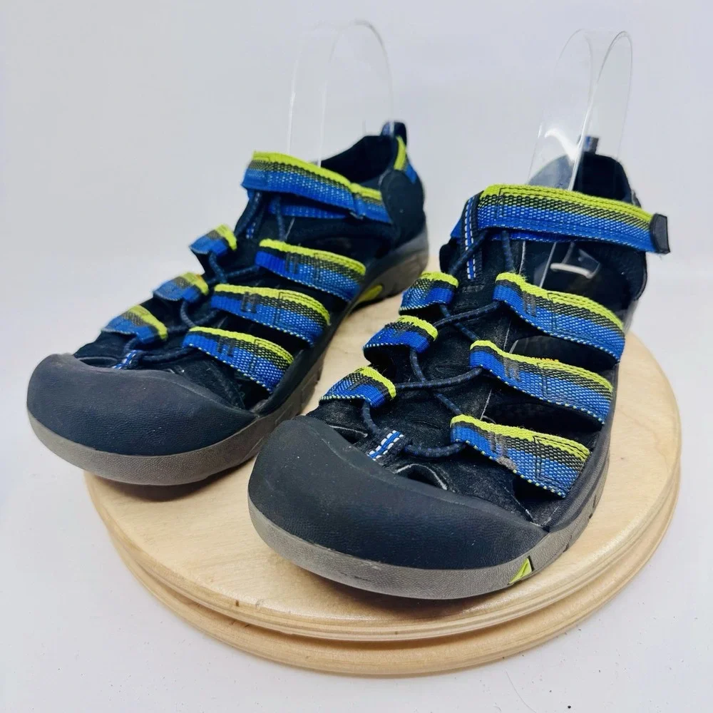 KEEN Newport H2 Shoes Men's 7 Black Blue Green Outdoor Hiking Sport Sandals